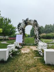 -城市花园婚纱摄影