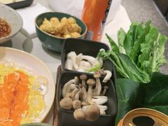 蔬菜菌菇拼盘-新辣道鱼火锅(上地华联店)