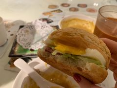 -新大咀港式茶餐厅(宝山万达店)