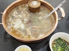 -朴小妹人参鸡汤火锅(长白山万达店)