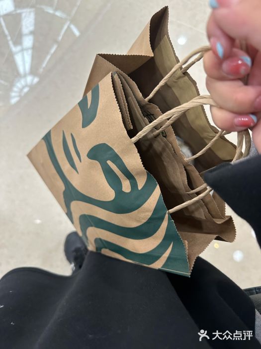 星巴克(泰安万达店)图片