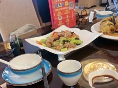 -喜乐餐厅•灯笼虾球首创者•本地小海鲜(二马路店)