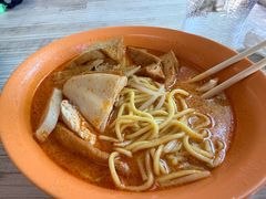 -亚王咖喱鸡米粉面