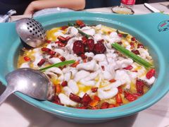 老坛酸菜鱼-周渝食惦·酸菜鱼精致川菜(横岗店)