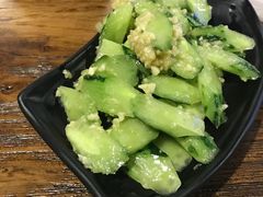 半蒜泥黄瓜-靓蛙馆
