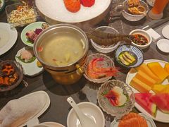 -半岛翡丽海鲜自助餐厅(观风亭店)