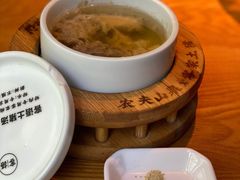 客语土猪汤-客语客家菜(花园城店)
