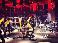 -W FITNESS 威尔仕健身·游泳(老西门新苑店)