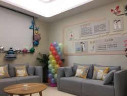 -莉泽月子中心(凯旋江景店)