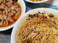 -张家巷胖哥肥肠