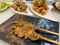 -覃记海鲜美食餐厅