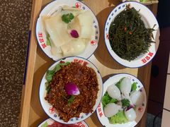 -贤合庄卤味火锅(安吉万达店)