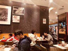 大堂-肯德基(中关村E世界店)