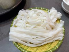 -官塘陈记鱼生·潮汕砂锅粥·牛肉火锅(潮枫路总店)