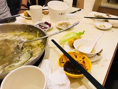 -一席地·本地鸡窝·杭帮鸡火锅(萧山银隆百货店)