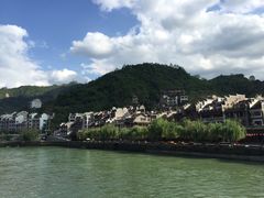 -苗伯妈酸汤火锅