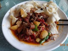 新疆大盘鸡-巴扎美食·新疆菜·西域歌舞表演餐厅(新疆大厦店)