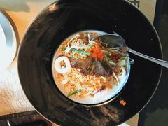 -穹六人间 people 6(岳阳路店)