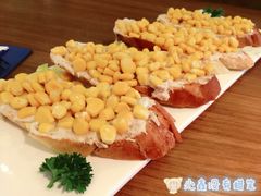 金枪鱼玉米粒配烤面包-C'è Amore爱意(亿合城店)