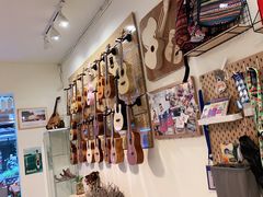 -WithU悠弦时光·尤克里里之家ukulele(宽窄巷子店)