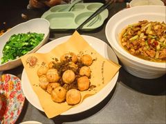 梅干菜炒汤圆-知楚•精致湖北菜(武商MALL店)