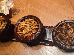 炝拌竹虫-老滇山寨•云南特色菜•地方菜•民族风情歌舞表演(金碧店)