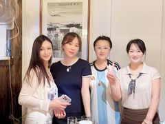 -聚汇三少·龙虾·中餐厅(莫邪路新天地店)