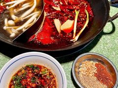 -憨铁匠老火锅(龙岗万科里店)