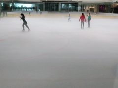 -陈露国际冰上中心(天津嘉里汇店)