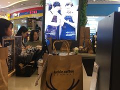 -瑞幸咖啡(泉州中骏世界城金街店)