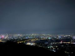-紫金山山顶公园
