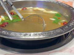 -乡土黄·鲜牛肉火锅·小龙虾(兴业街店)