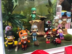 -泡泡玛特POPMART(蓝色港湾店)