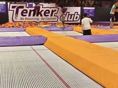 -Tenker Club弹刻极限主题公园 · 蹦床 · 团建 · 生日派对(大关店)
