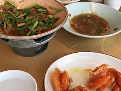 -关东小磨东北菜(上海长风大悦城店)