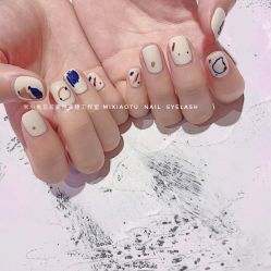 -米小兔美甲美睫