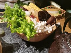 -湊湊火锅·茶憩(新中关购物中心店)