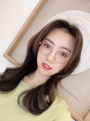 中发-简法造型·品牌形象店