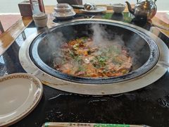 -山妹子铁锅炖