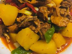 新疆大盘鸡-巴扎美食·新疆菜·西域歌舞表演餐厅(新疆大厦店)