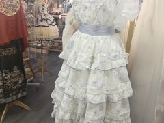 -甜镜物语 LOLITA·汉服·JK制服三坑生活馆(滨江道店)