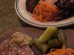-羽深肉铺 Steak & Wine