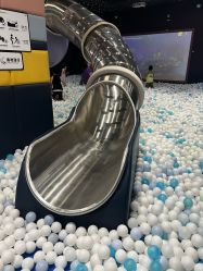 -MELAND CLUB亲子乐园·派对·餐厅(北京芳圆里ID MALL店)