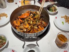 -七欣天香辣蟹火锅(闵行浦江欢乐颂店)