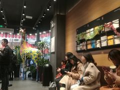 等位区-茶颜悦色(银盆岭万达广场店)
