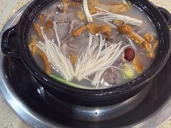 -九寨特色牦牛肉汤锅 羊肉汤锅