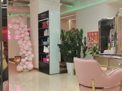 -BULB STUDIO 巴柏明星发型工作室