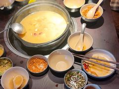 -芸鲜季·云南野生菌餐厅· 云南风物味研社(闵行店)