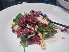 -黔蘑菇四季餐厅(观山湖店)