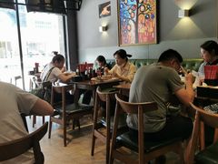大堂-何记花甲(海岸城旗舰店)